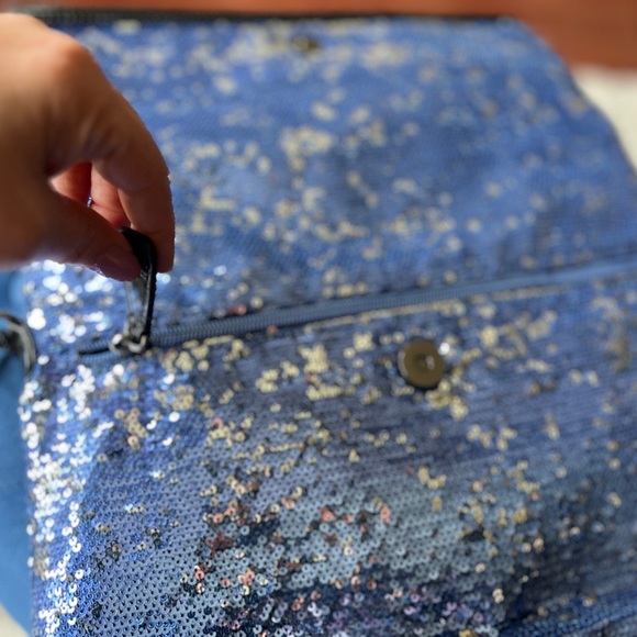 Sequence Purse ! - Picture 3 of 7